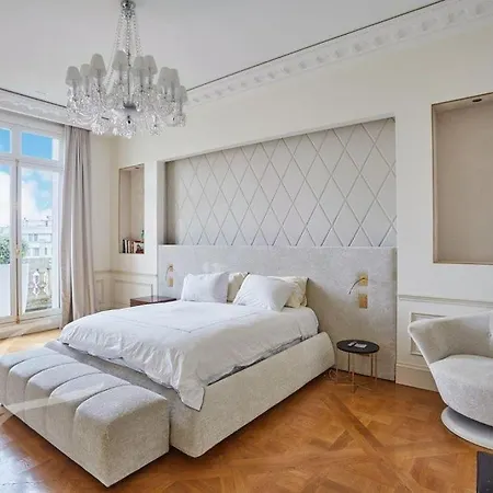 Luxury Eiffel Tower In Appartamento